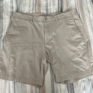 Duck head khaki shorts